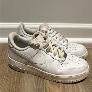 Nike Women’s Air Force 1
